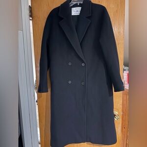 NWT Aritzia Slouch Coat in soft wool Cashmere in Black!
